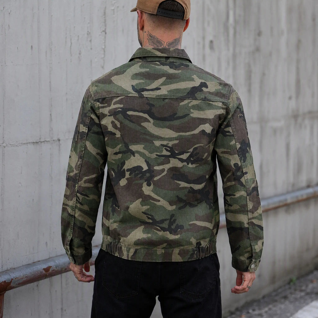 Men's Military Style Camouflage Zip-Up Jacket with Chest Pockets