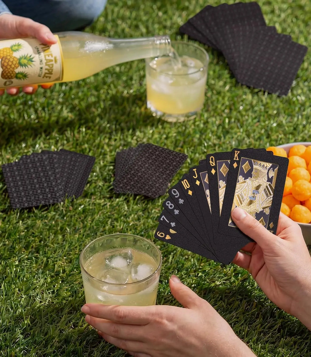 English: Waterproof Diamond Textured PET Playing Cards for Party & Magic