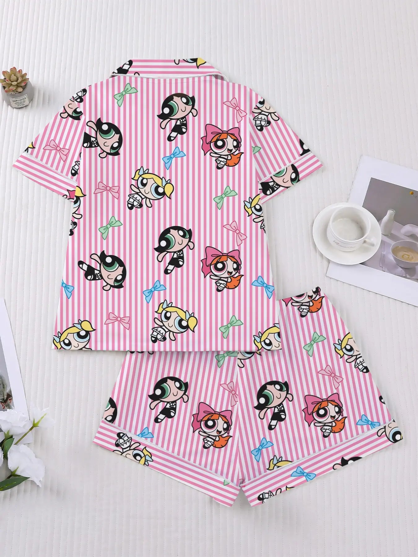 Women's Cartoon Print Short Sleeve Pajama Set with Shorts