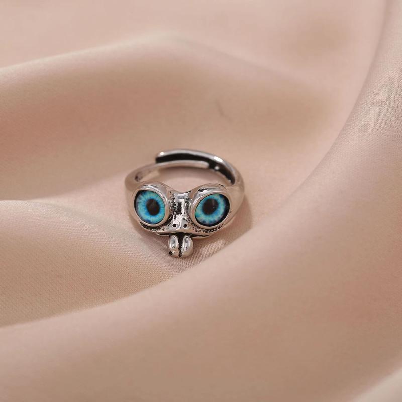 GGIRL Personalized Stainless Steel Vintage Frog Ring Cute Little Frog Ring Adjustable Opening for Men and Women,Unique Couple Ring, Quirky Movable Tongue Frog Design, Creative Novelty Statement Ring, Ideal Gift for Friends on Birthday Daily Halloween