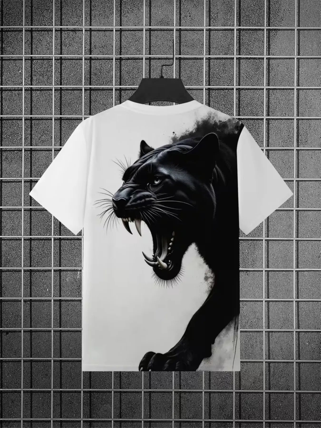 Men's Panther Graphic Short Sleeve Fitted Tee, Casual Streetwear, Trendy Cool Design, Essential Fashion Top for All Seasons