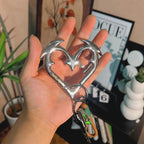 2026 New Valentine's Day Gothic Heart-Shaped Zinc Alloy Carabiner Keychain, Sturdy Durable Heavy-Duty Secure Clip, Unisex Adults' Everyday Gaming Accessory for Keys, Bag Charms, sohochic