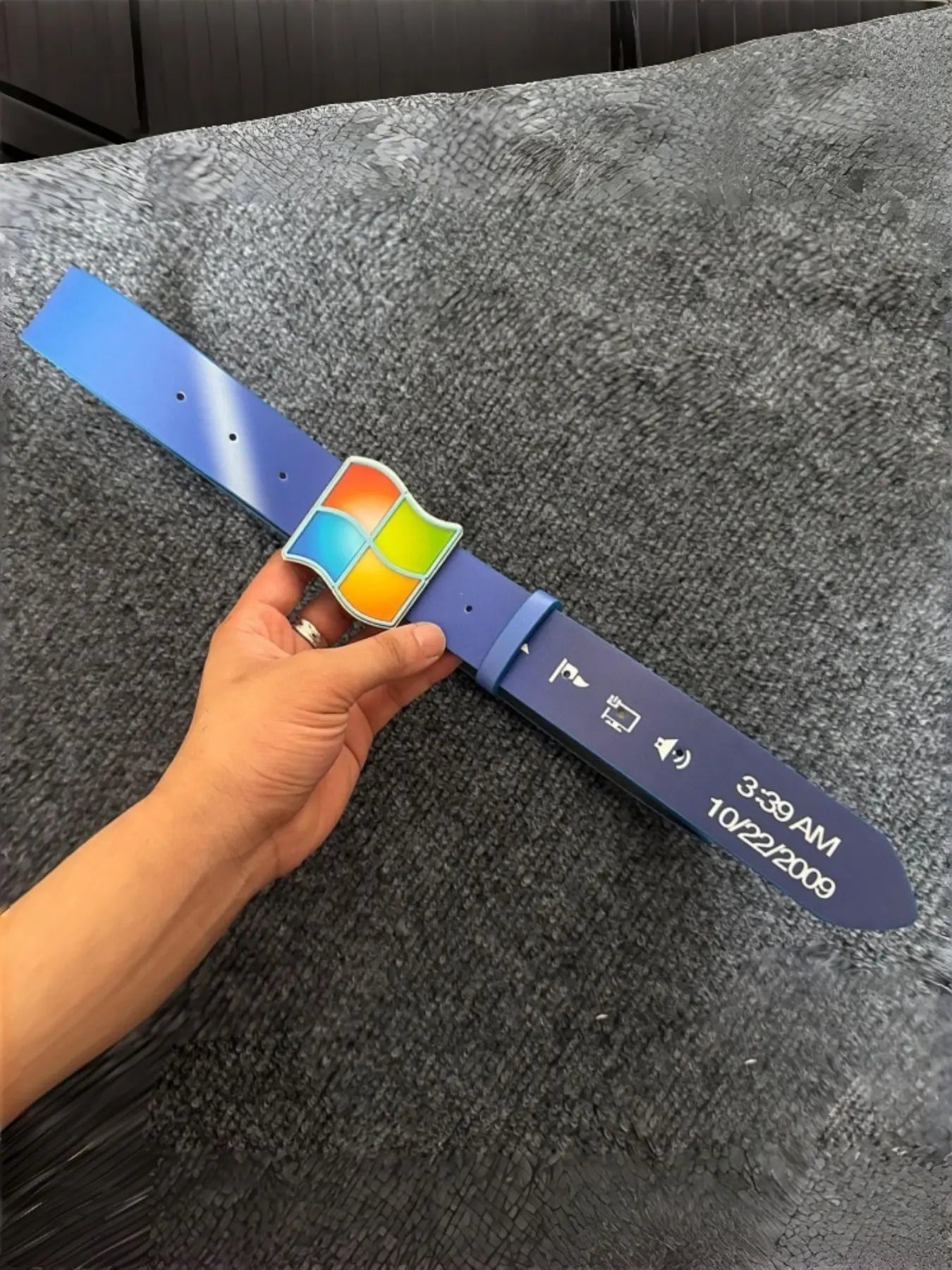 Unisex Y2K Retro Windows Vista Belt, Four-Color Logo Alloy Buckle, Vintage Computer Desktop Print PU Waist Belt, Statement Belt, Printed Belt, PU Leather Belt