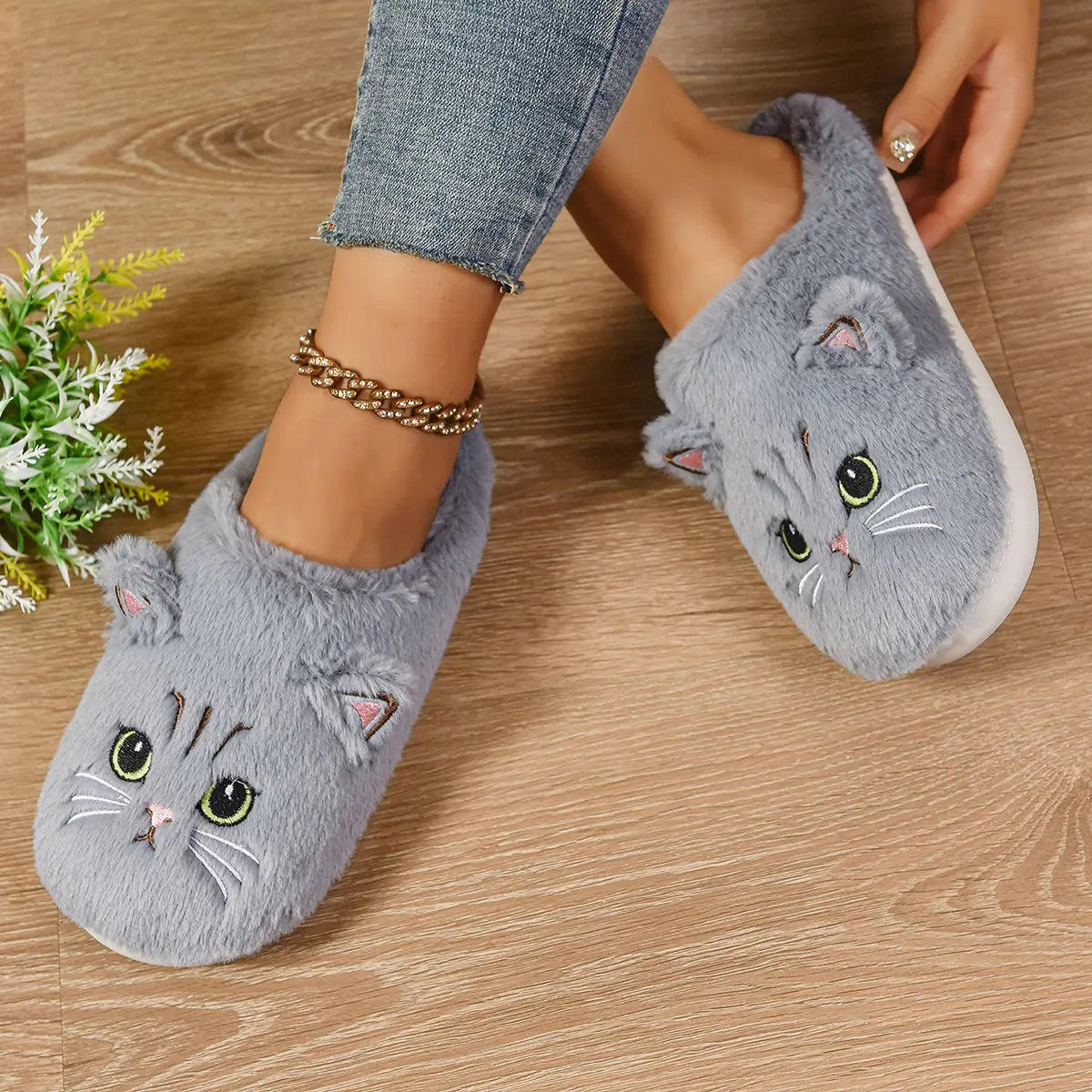 Women's & Men's Cat Theme Faux Fur Fuzzy Fashion Slippers - Winter Warm Cozy House Fur Slides